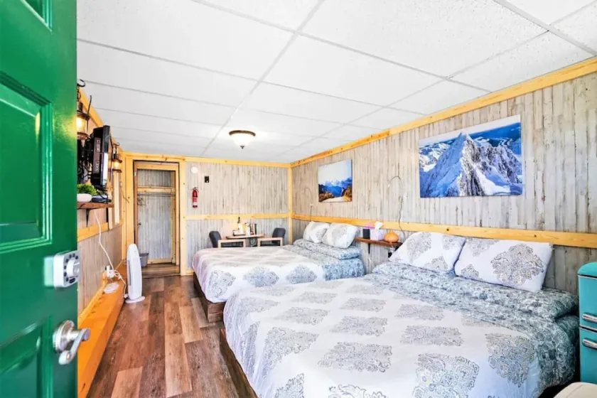 11 Renovated Cozy Room Dog Friendly Leadville - Image 1