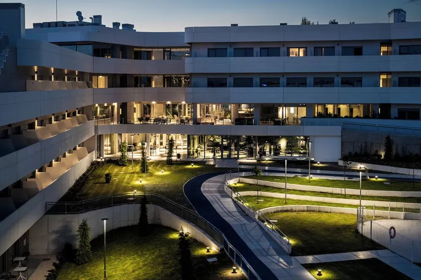 Student Experience Madrid Pozuelo - Luxury Hostel - Image 1