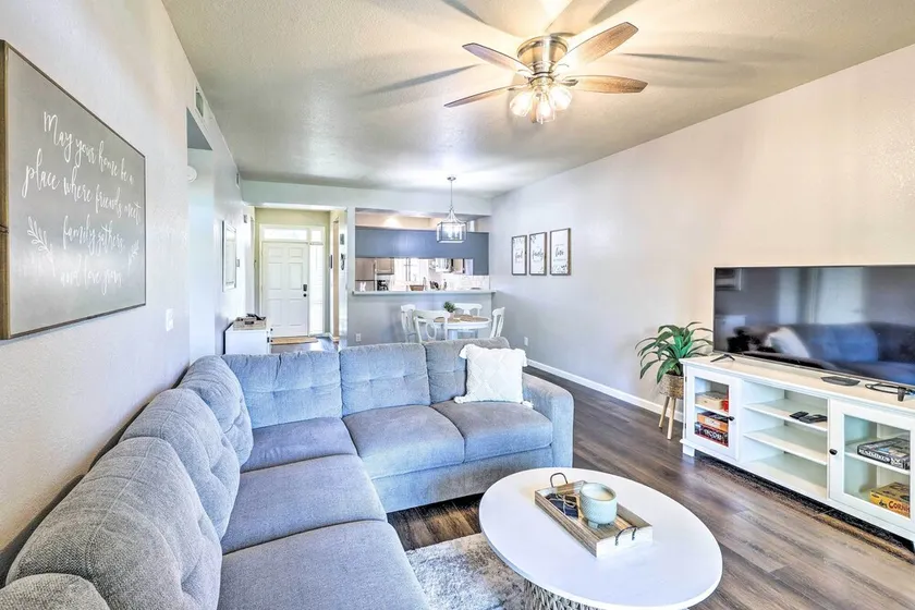 Golf Course Views & Pool Access: Glendale Condo! - Image 1