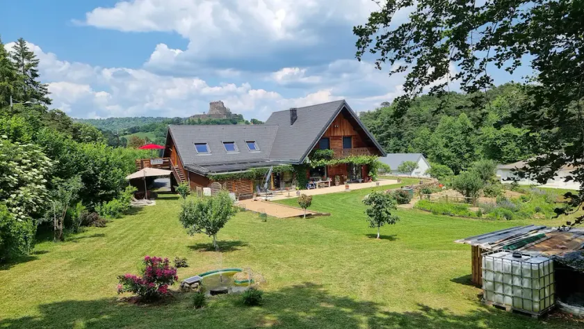 le Mouflon Rouge Cottage - Image 1
