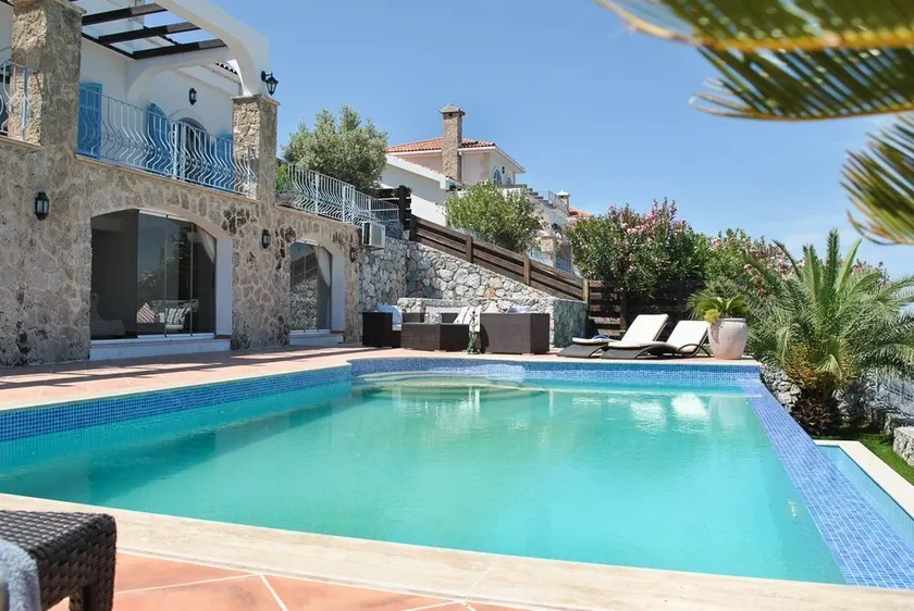 Villa Karkot - Four Bedroom Villa, Sleeps 8 - Image 1