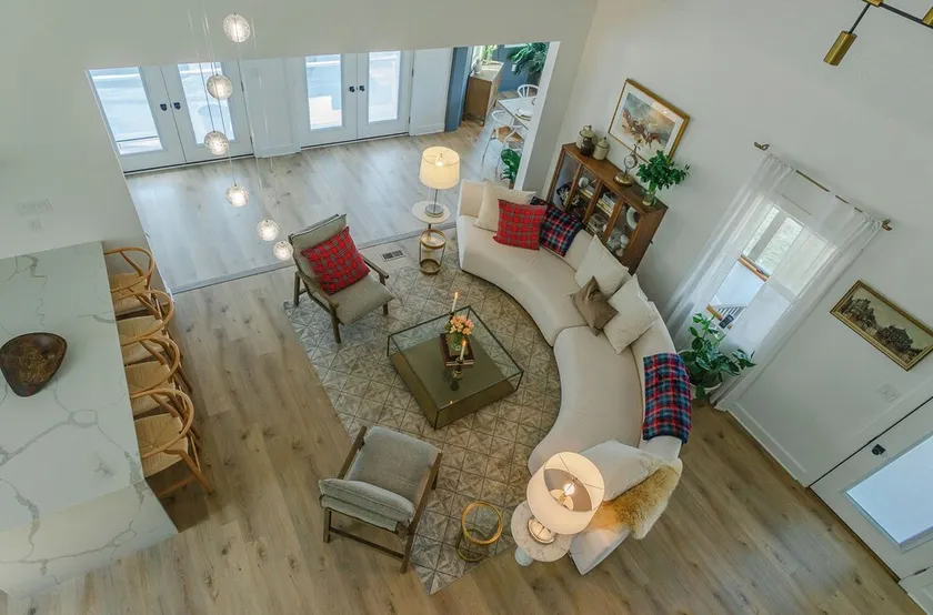 Deer Haven at Bacon Hall: Stunning 14 Acre Modern Villa with Sunroom - Image 1