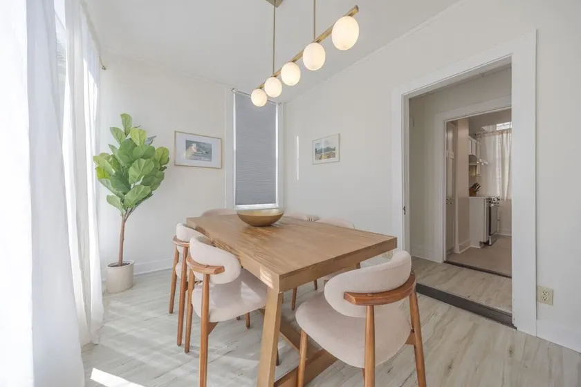 Condo in the heart of town. - Image 1
