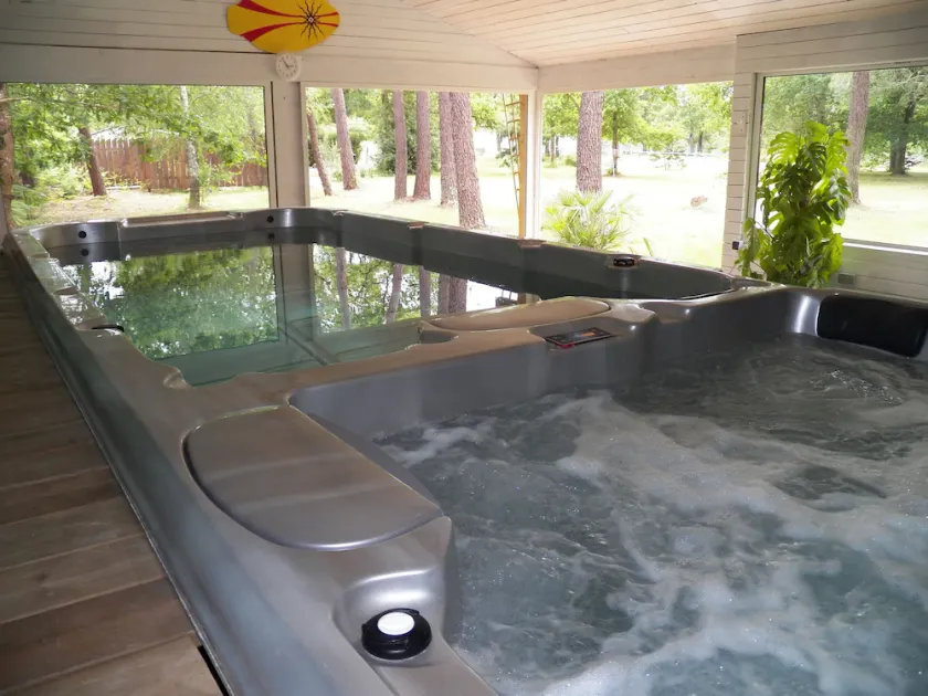 Med opvarmet privat indendørs swimmingpool - SPA-SAUNA Strand ved 7 '3000m² land - Image 1