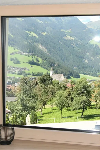 Cosy apartment for 4 people with WIFI, TV and terrace - Image 1