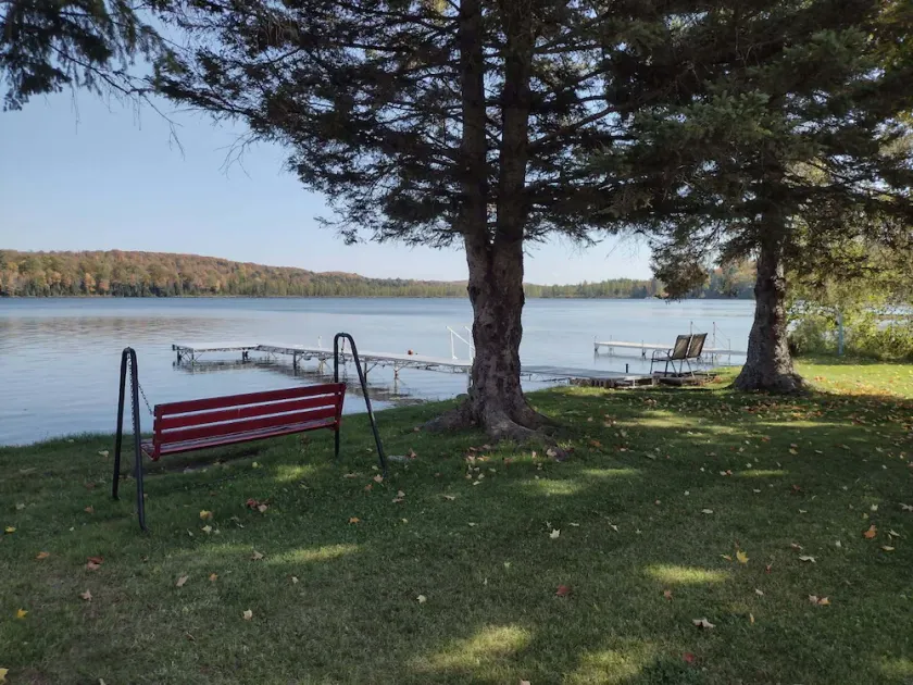New Spacious Northwoods Lakefront Getaway - Image 1