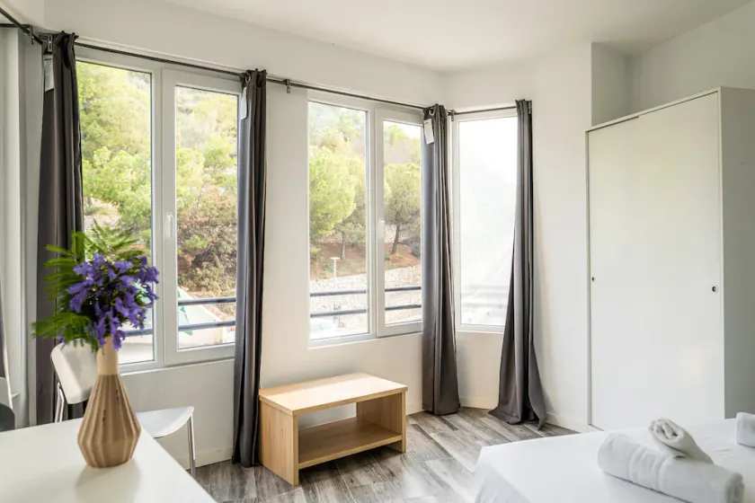 Casa 349h Stylish city centre apartments Alicante (First Floor) - Image 1