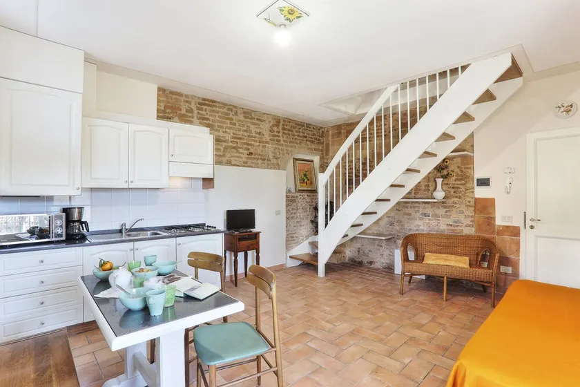 Appartement de deux pièces sur 2 niveaux de 48 m2 - Image 1