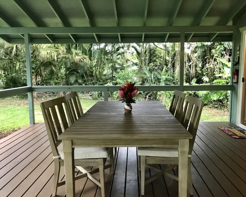 Afsondret sommerhus på tropisk blomstergård - Privat boblebad - Image 1