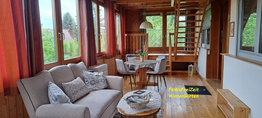 Enjoy the comfort and size of the apartment for the price of a double room! - Image 1