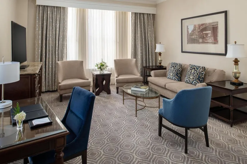 2 Connecting Suites at a 5⭐️ Hotel - Image 1
