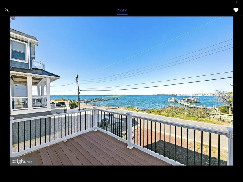 LBI Paradise Bayfront! Bayview park and Ocean beach ! 2 blocks away! - Image 1