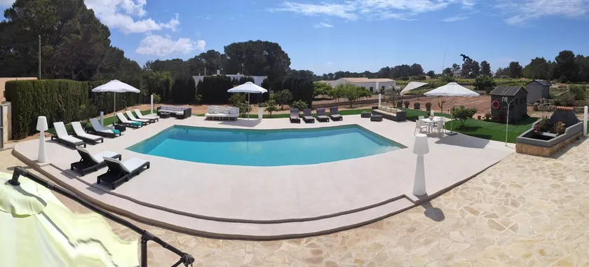 House / Apartment with swimming pool. - Image 1