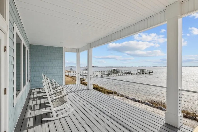 Straits Serenity 3 Bedroom Home by RedAwning - Image 1