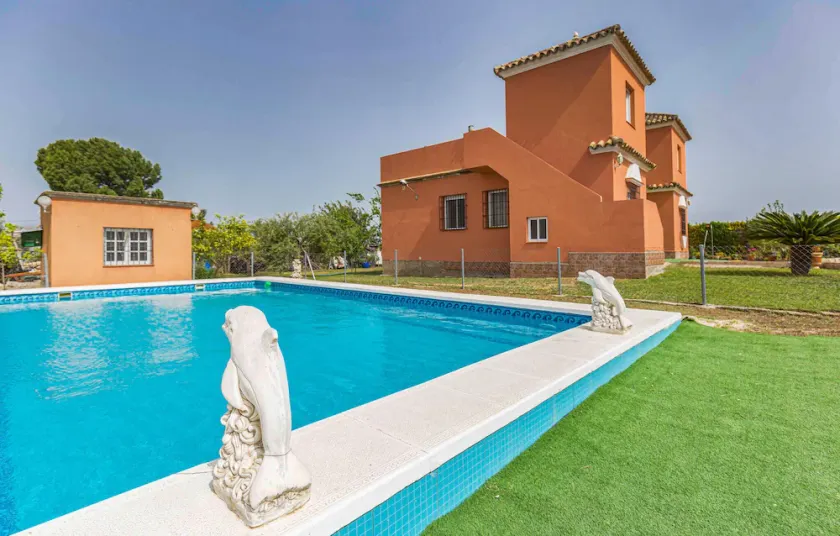 Amazing Home In Arahal - Image 1