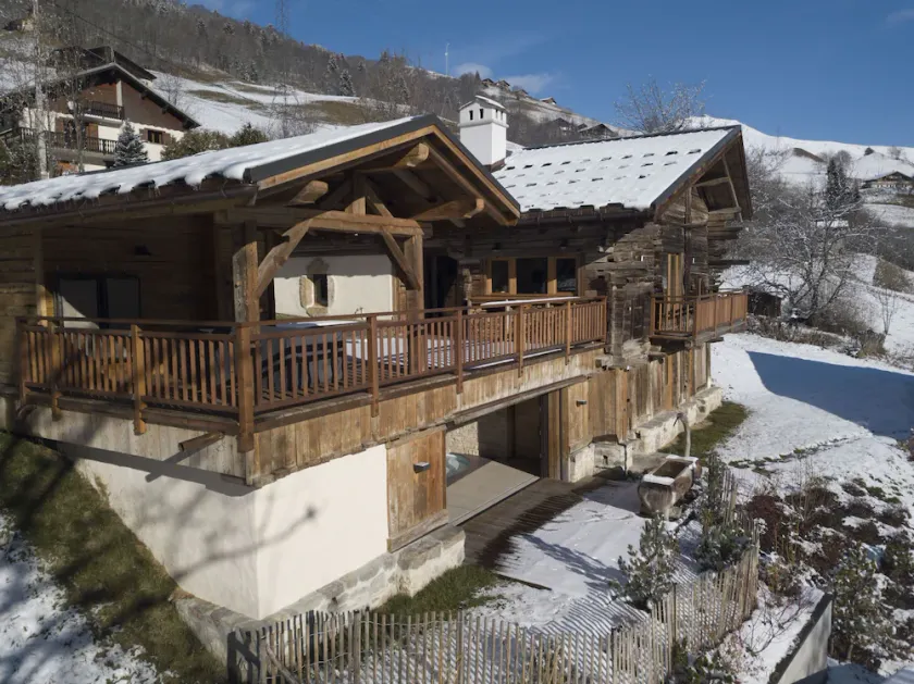 Chalet Hauteluce—Saisies-Contamines: Private indoor pool, sauna, elevator - Image 1