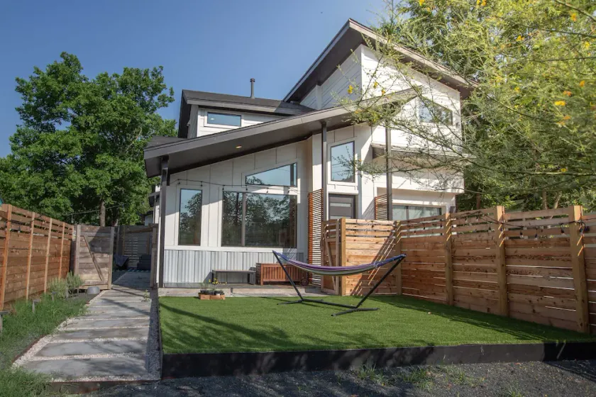 Contemporary Central Austin House w/ Tesla Charger and Outdoor Grill - Image 1