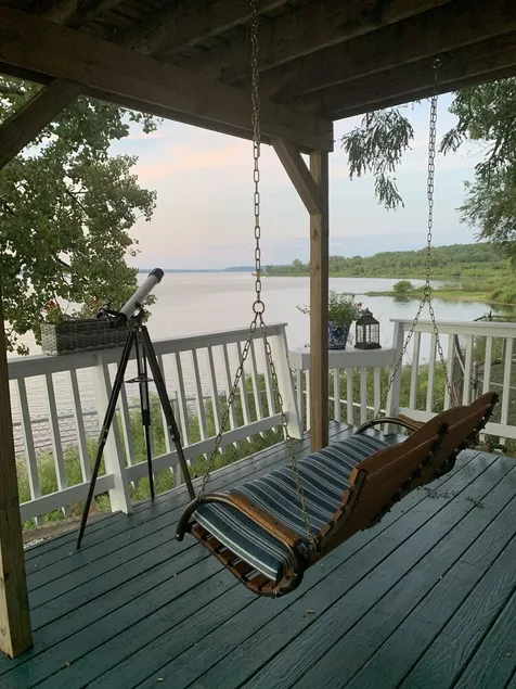 Riverview Retreat - Image 1