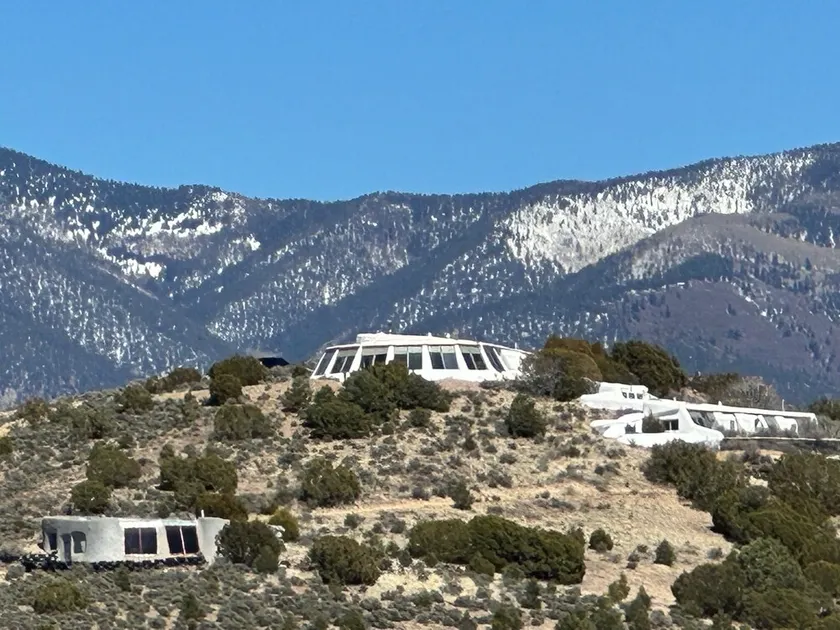 Dobson House--Famous Taos Earthship - Image 1