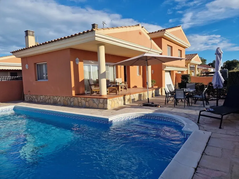 Riumar "Estrella", 300m to beach, private pool, On-Site-Service, dog beach - Image 1