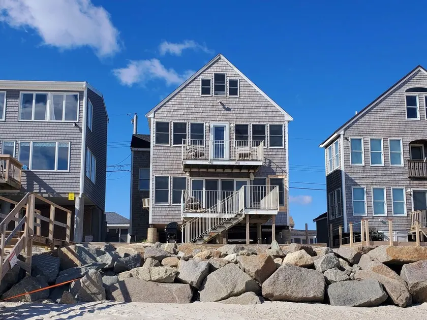 The Pleasant View | Oceanfront on White Horse Beach - Image 1
