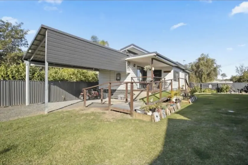 Modern 2 bedroom Unit in the beautiful Scenic Rim - Image 1