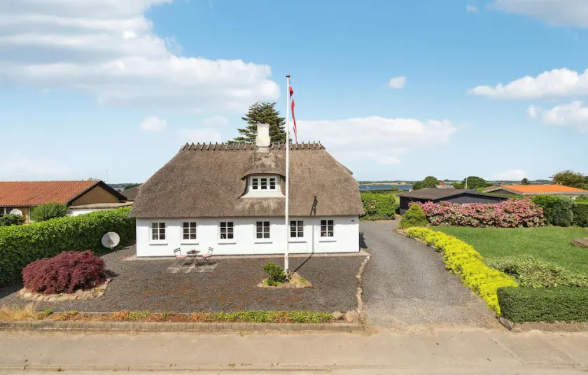 Three-Bedroom Holiday Home In Sydals - Image 1