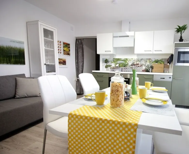 Baum Apartments - Image 1