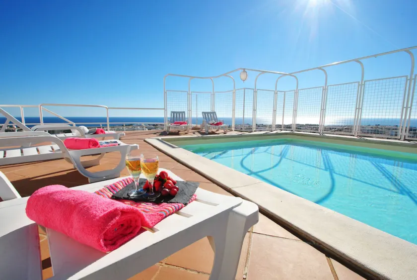 Penthouse w/ Private Pool & Sea View - Image 1