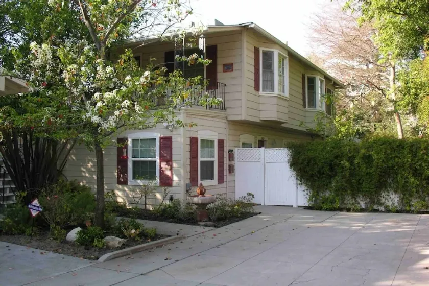 Duplex de Charme avec Jardin privé. Bienvenue Animaux - Image 1