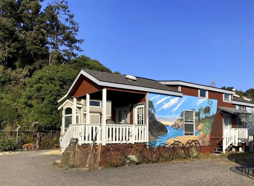 San Juan - Cozy tiny pet friendly home in the heart of the historic Noyo harbor - Image 1