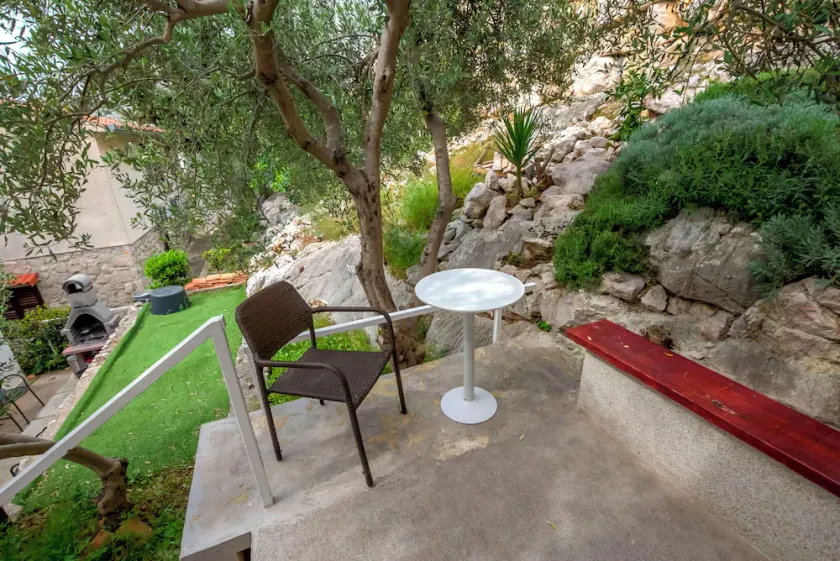 Apartment Mladen - Image 1