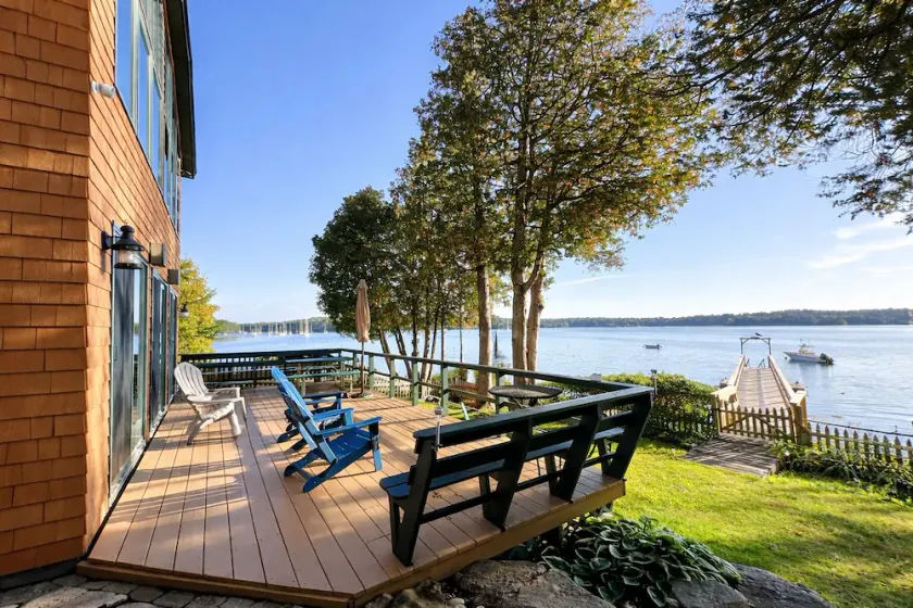 Beautiful Cottage located on the Shore of Quahog Bay - Spacious deck and includes a private dock - Image 1