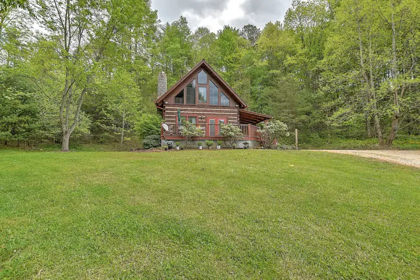 Cross Creek Ranch in der Nähe des Lake Watauga - Image 1