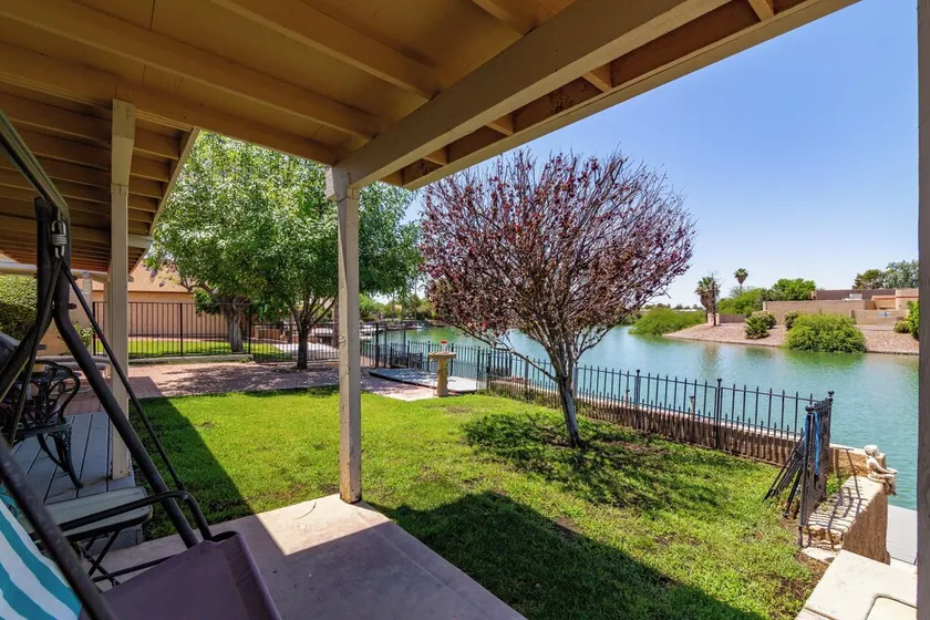Waterfront Vacation Home Executive Rental - Short term & Multi-month options - Image 1