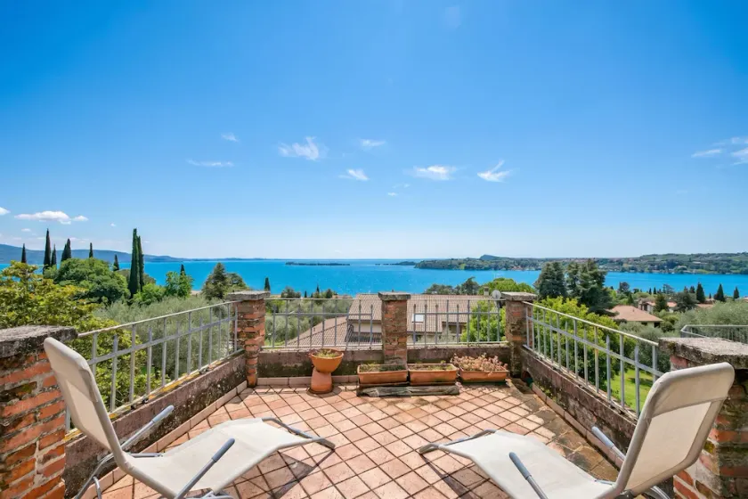 Teseo House | Lake View & Terrace - Happy Rentals - Image 1