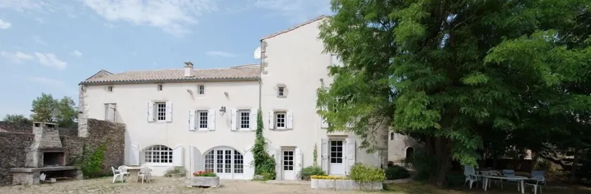 Charmerende traditionelt Larzac-hus i fuldt egetræ - Image 1