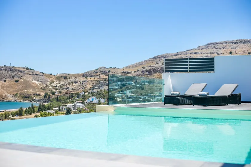 Villa beautiful decoration and superb sea view, heated pool - Image 1