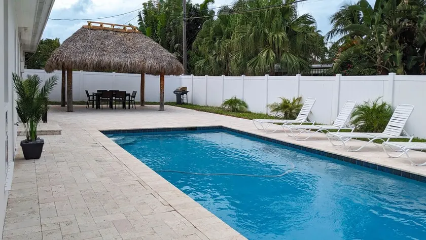 ~ Zu Fuß zum Strand & Essen! ~ Privathaus mit Pool - Image 1