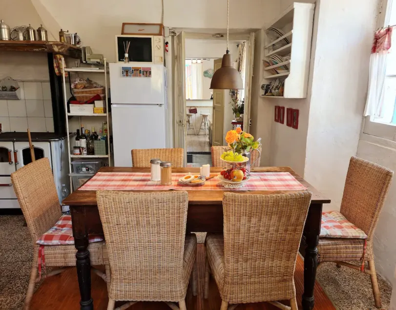 La grande casa, una ex cantoniera - Image 1