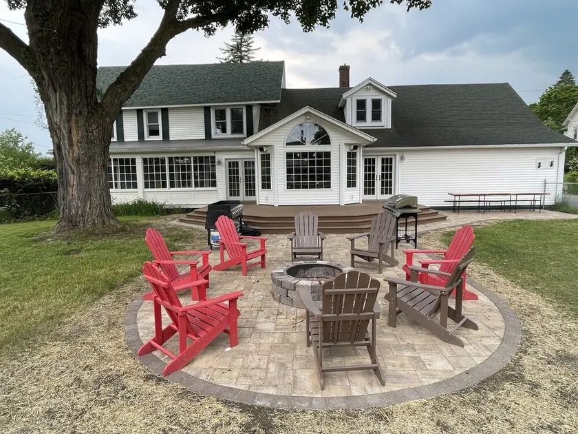 ADK Game House - Image 1