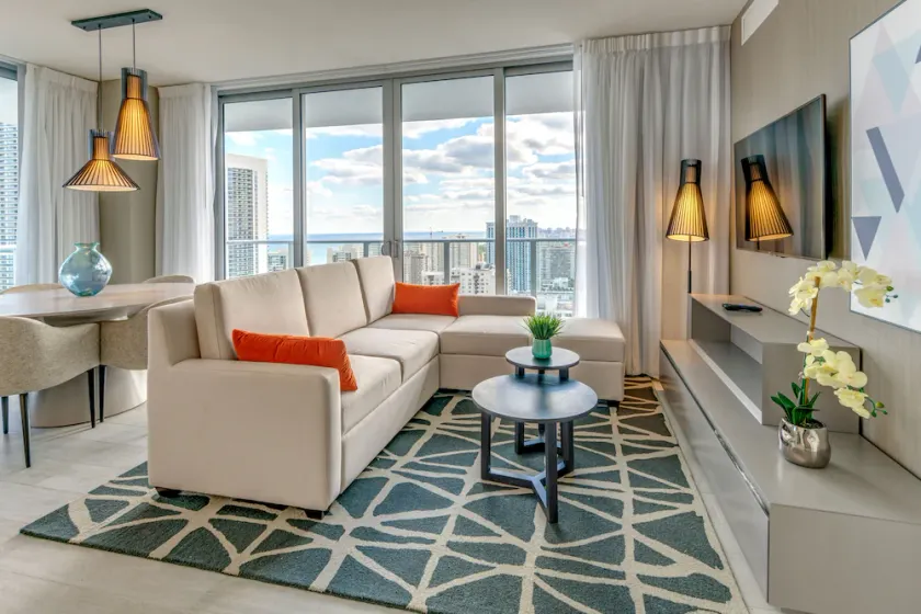 OCEAN WALKING DISTANCE AMAZING CORNER SUITE OCEAN VIEW - Image 1
