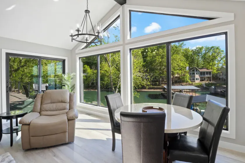Firepit, Hot Tub, Games In & Out, Spacious - Image 1