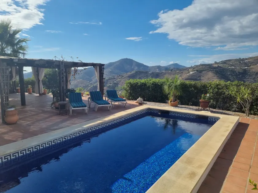 Casa Havana Beautiful Villa  4 bedroom 2 bathroom, Private Pool & BBQ - Image 1