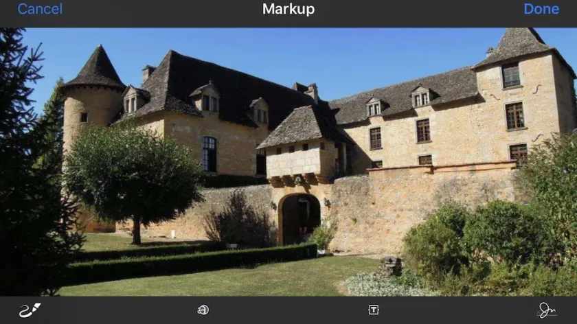 Privates Schloss in Frankreich mit Pool für 20 Personen - Image 1