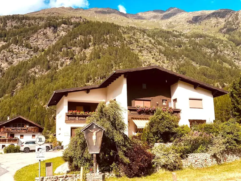 Schönes Ferienhaus mit Balkon und Skiraum - Image 1