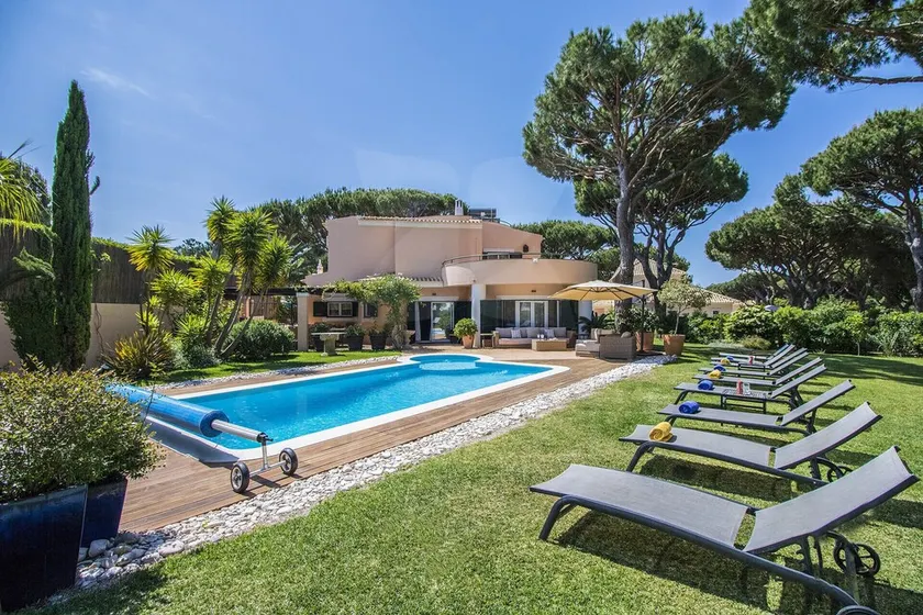 Villa Rubi | 6 Bedrooms | Golf Views | Vilamoura - Image 1