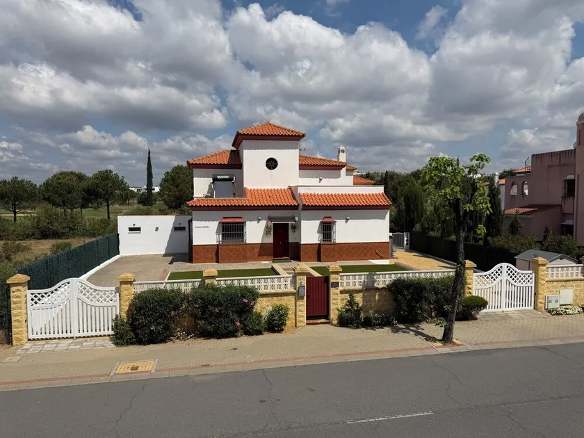 Moderna villa con 5 camere da letto con grande piscina privata al confine spagnolo e portoghese - Image 1
