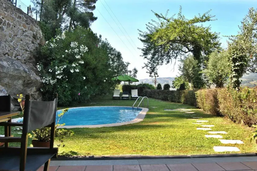 Quinta do Freixieiro - Swimmingpool House - Image 1