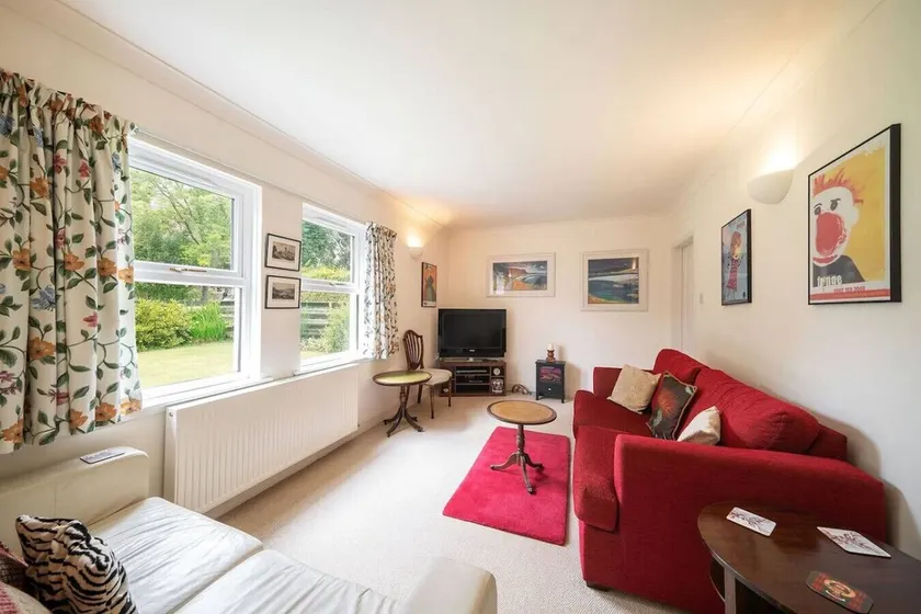 Earnside Cottage - Image 1